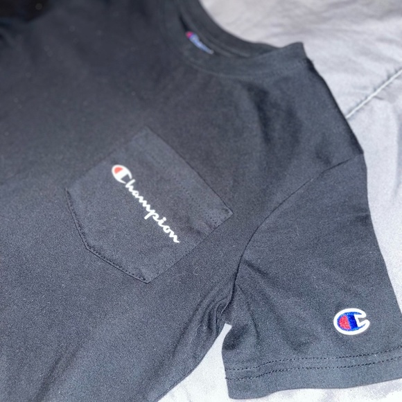 Black Champion T-Shirt, worn only a couple times - Picture 4 of 5